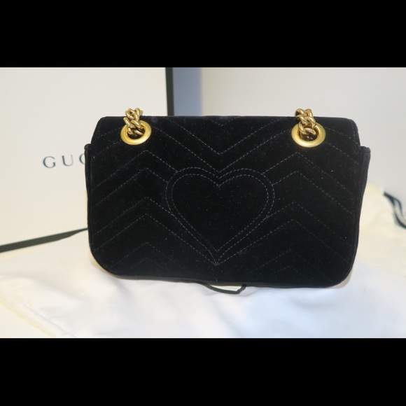 Gucci Small GG Mormont Matelassé Shoulder Bag - Picture 9 of 13